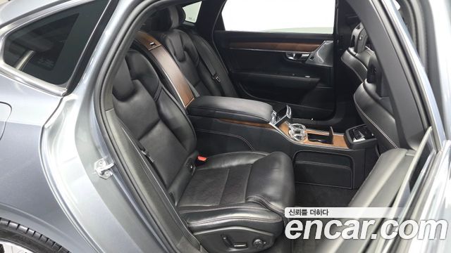 Volvo S90 T8 AWD Excellence 2019 — фото 12