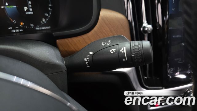 Volvo S90 T8 AWD Excellence 2019 — фото 36