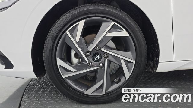 Hyundai Avante (CN7) 1.6 LPi Inspiration 2025 — фото 5