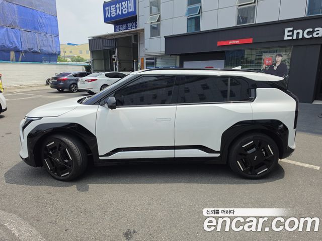 Kia EV3 Long Range 2WD GT Line 2025 — фото 2