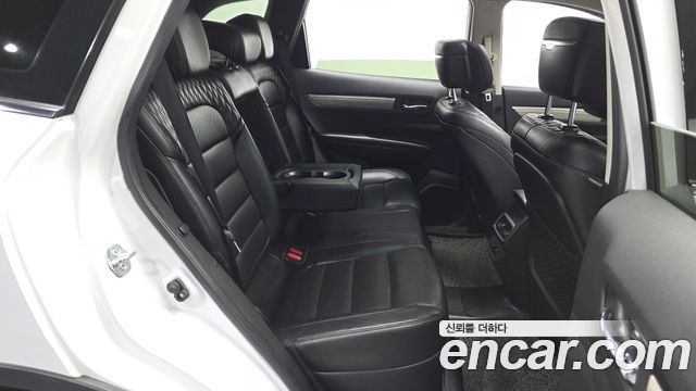 Renault Korea QM6 2.0 LPe Premiere 2WD 2022 — фото 12