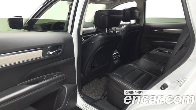 Renault Korea QM6 2.0 LPe Premiere 2WD 2022 — фото 26