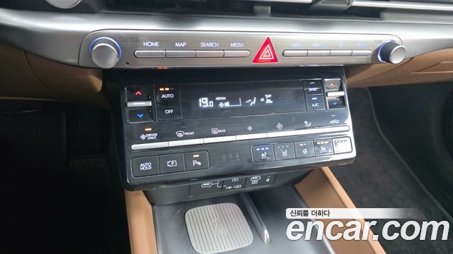 Hyundai Grandeur Hybrid (GN7) Premium 2025 — фото 17