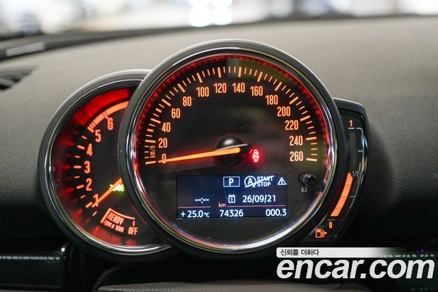 MINI Cooper D Clubman Standard 2nd 2020 — фото 8