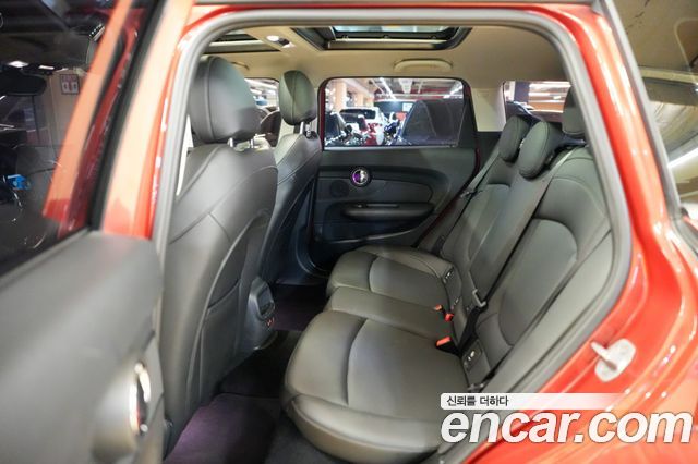 MINI Cooper D Clubman Standard 2nd 2020 — фото 18