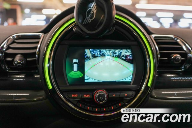 MINI Cooper D Clubman Standard 2nd 2020 — фото 20