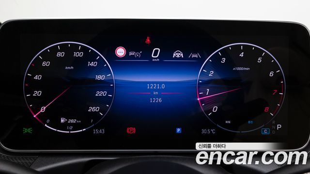 Mercedes-Benz CLE-Class (C236) CLE200 Cabriolet 2026 — фото 8