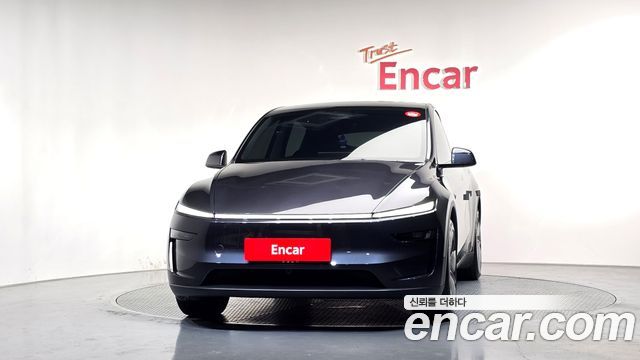 Tesla Model Y Long Range AWD 2025 — фото 3