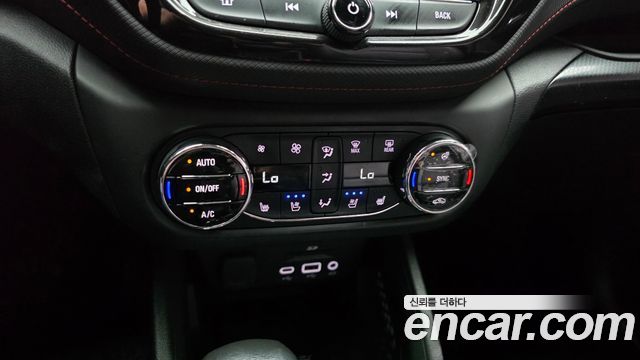 Chevrolet Trailblazer 1.3 Turbo 4WD RS 2021 — фото 33