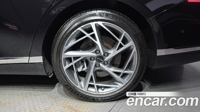 Genesis G90 (RS4) Gasoline 3.5 Turbo AWD 2025 — фото 21
