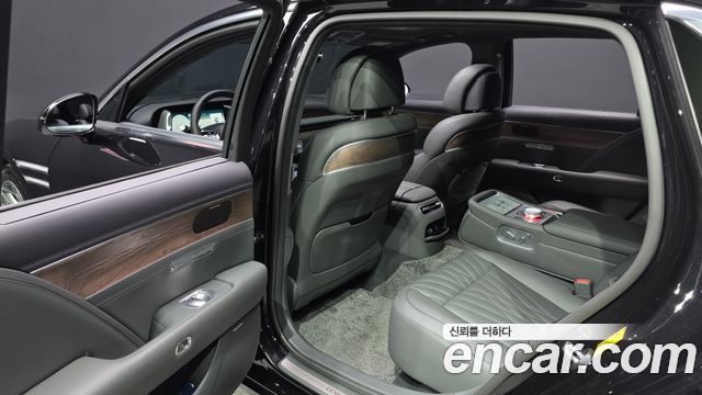 Genesis G90 (RS4) Gasoline 3.5 Turbo AWD 2025 — фото 26