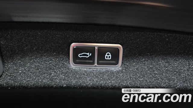 Genesis G90 (RS4) Gasoline 3.5 Turbo AWD 2025 — фото 35