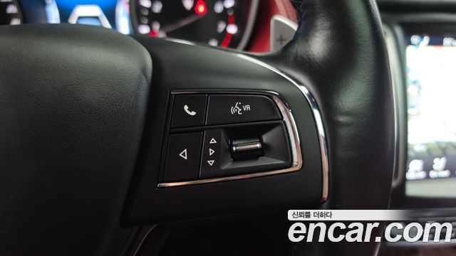 Maserati Levante 3.0 AWD GranLusso 2020 — фото 18