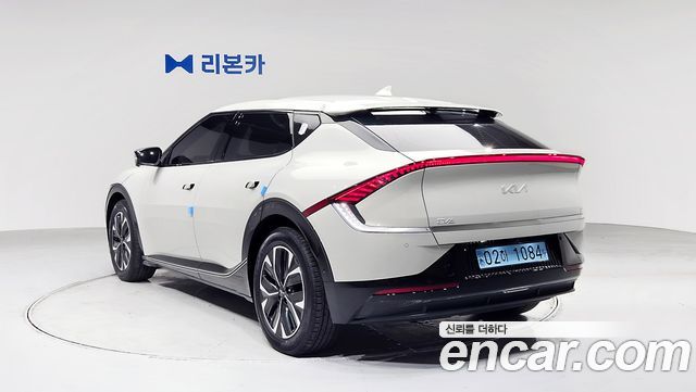 Kia EV6 Long Range Earth 2023 — фото 6