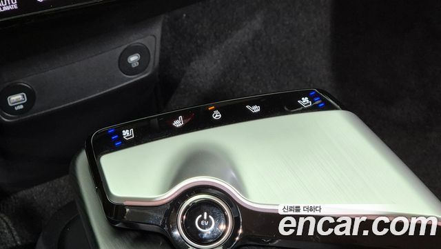 Kia EV6 Long Range Earth 2023 — фото 17