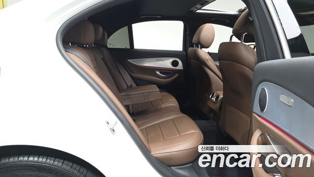 Mercedes-Benz E-Class (W213) E250 Avantgarde 2020 — фото 11