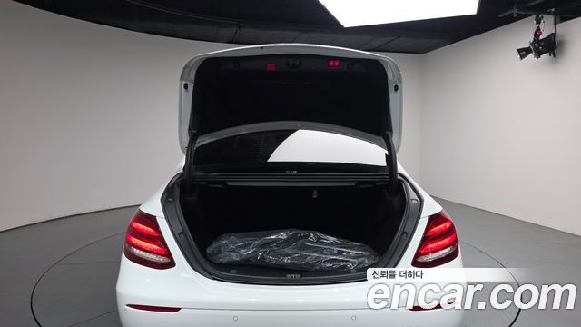 Mercedes-Benz E-Class (W213) E250 Avantgarde 2020 — фото 20