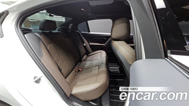 BMW 5 Series (G60) 520i M Sport 2025 — фото 11