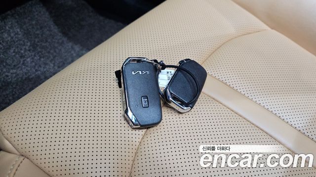 Kia K5 Hybrid (III) Noblesse 2022 — фото 37