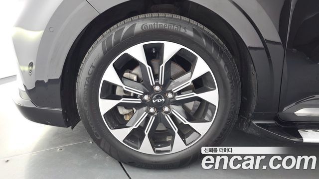 Kia Carnival (IV) Diesel 9-Seater Hi-Limousine Signature 2023 — фото 5