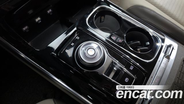 Kia Carnival (IV) Diesel 9-Seater Hi-Limousine Signature 2023 — фото 9
