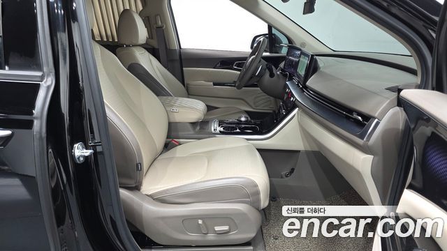 Kia Carnival (IV) Diesel 9-Seater Hi-Limousine Signature 2023 — фото 11