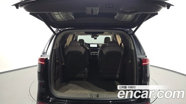 Kia Carnival (IV) Diesel 9-Seater Hi-Limousine Signature 2023 — фото 20