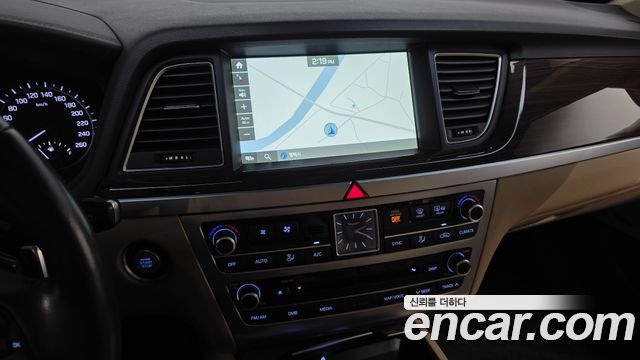 Genesis G80 3.3 GDI Premium Luxury 2017 — фото 14