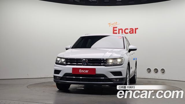 Volkswagen Tiguan (II) 2.0 TDI Premium 2020 — фото 3