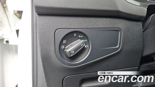 Volkswagen Tiguan (II) 2.0 TDI Premium 2020 — фото 15