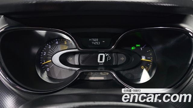 Renault Korea QM3 RE 2015 — фото 8