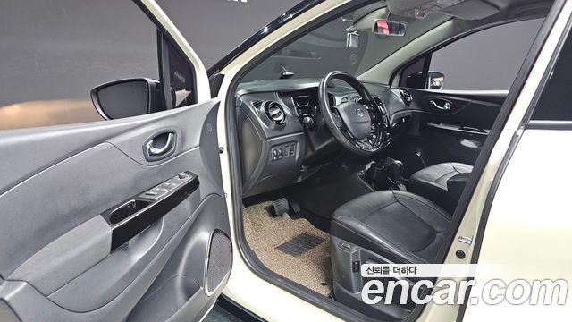 Renault Korea QM3 RE 2015 — фото 10