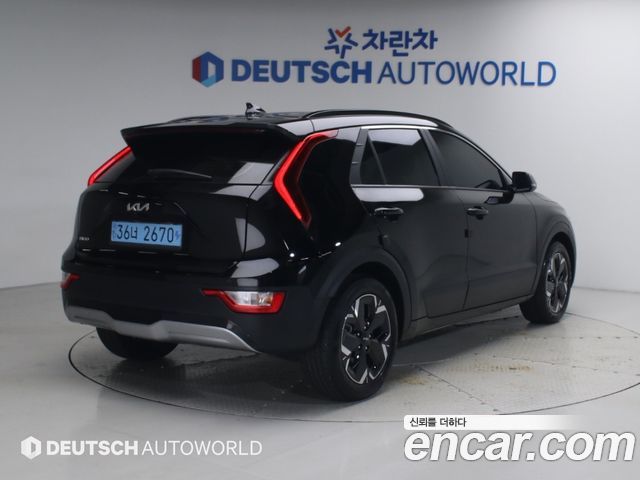 Kia Niro EV Air 2024 — фото 2
