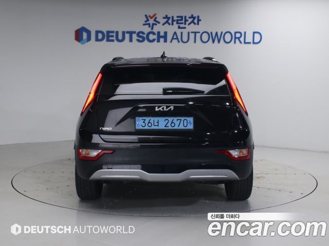 Kia Niro EV Air 2024 — фото 4
