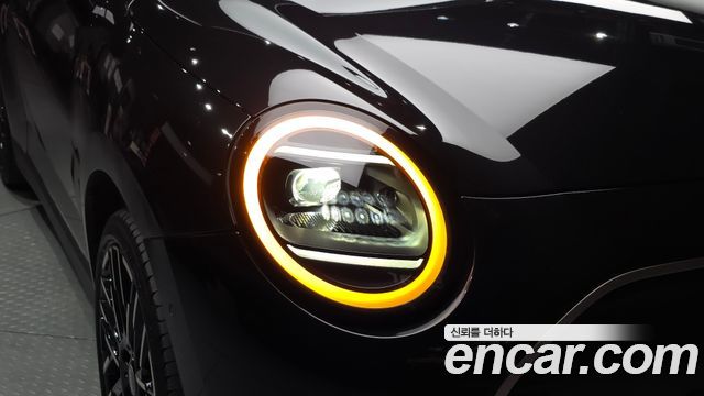 MINI Cooper Electric (IV) SE Favoured 2024 — фото 22