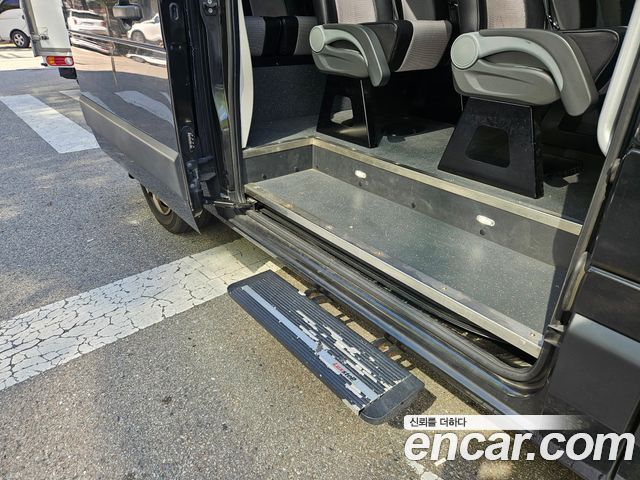 Renault Korea Master 2.3 13-Seater 2019 — фото 16