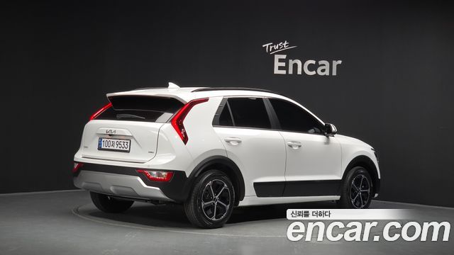Kia Niro Prestige 2024 — фото 2