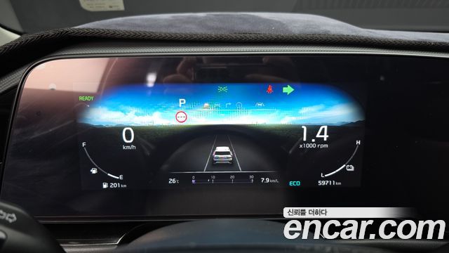 Kia Niro Prestige 2024 — фото 8