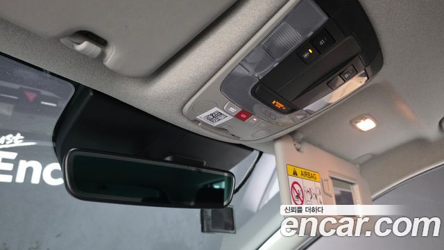 Kia Niro Prestige 2024 — фото 22