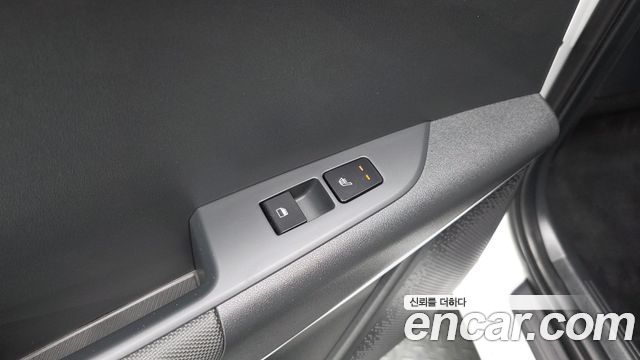 Kia Niro Prestige 2024 — фото 23