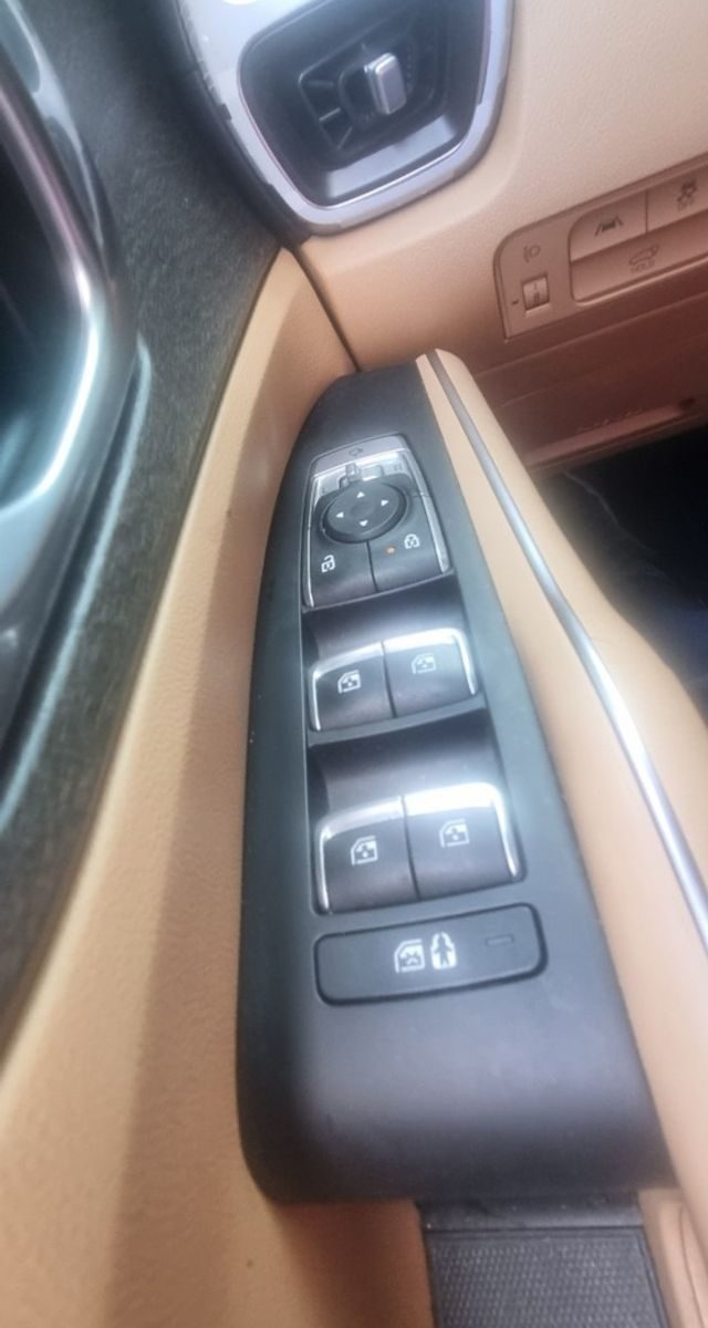 Kia Sorento (IV) Diesel 2.2 4WD Prestige 2023 — фото 16