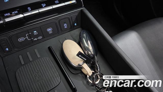 Hyundai Santa Fe (MX5) Gasoline 2.5T 2WD Calligraphy 2024 — фото 18