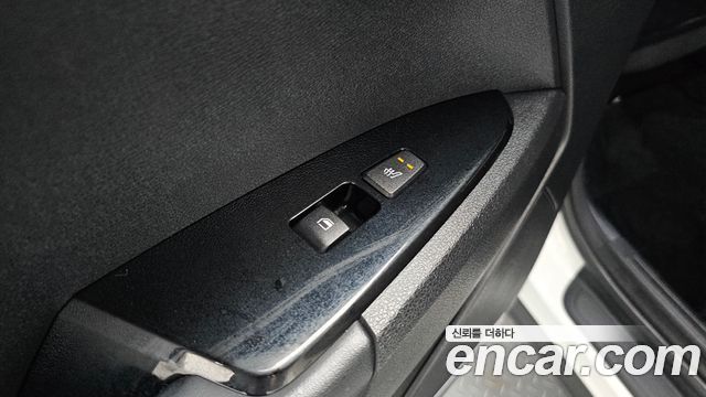 Kia Sportage Hybrid (V) Nobleless 2WD 2023 — фото 33
