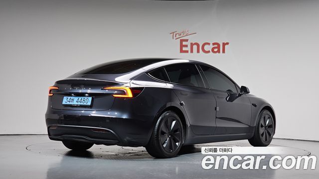 Tesla Model 3 RWD 2025 — фото 2