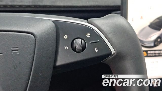 Tesla Model 3 RWD 2025 — фото 15