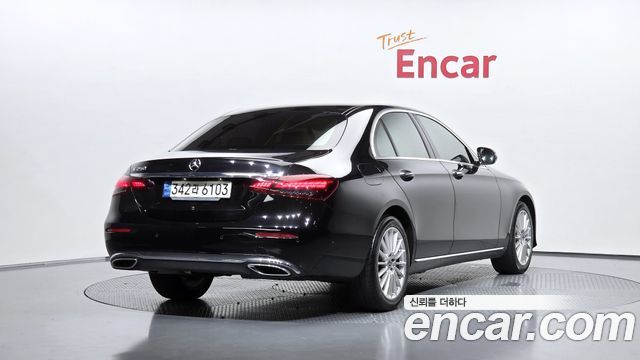 Mercedes-Benz E-Class (W213) E250 Exclusive 2021 — фото 2