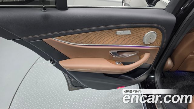 Mercedes-Benz E-Class (W213) E250 Exclusive 2021 — фото 25