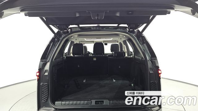 Land Rover Discovery 5 D250 S 2022 — фото 23