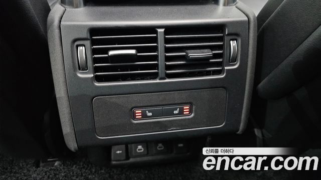Land Rover Discovery 5 D250 S 2022 — фото 37