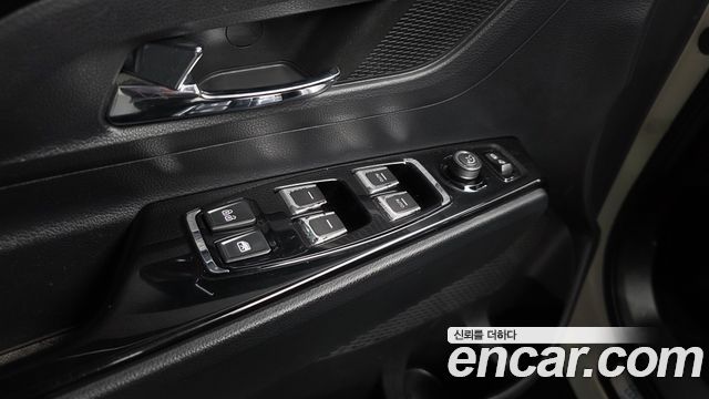 KG Mobility (SsangYong) Beautiful Korando Diesel 1.6 2WD Pantastic 2019 — фото 35